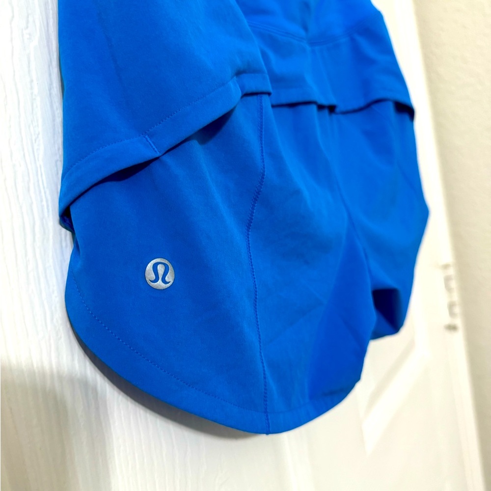 Lululemon speed up low rise 4in size 4. Poolside blue.